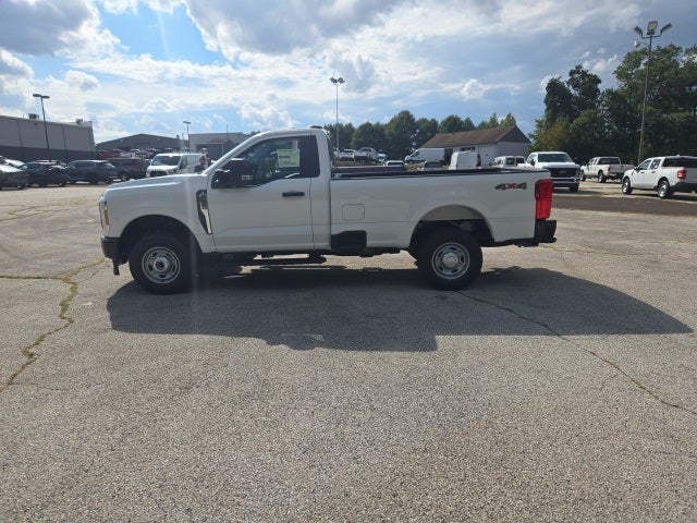 2026 Ford Super Duty F-250 SRW XL 4WD Reg Cab 8' Box