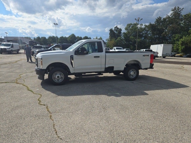 2026 Ford Super Duty F-250 SRW XL 4WD Reg Cab 8' Box