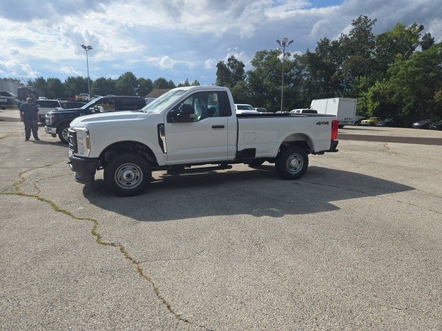 2026 Ford Super Duty F-250 SRW XL 4WD Reg Cab 8' Box