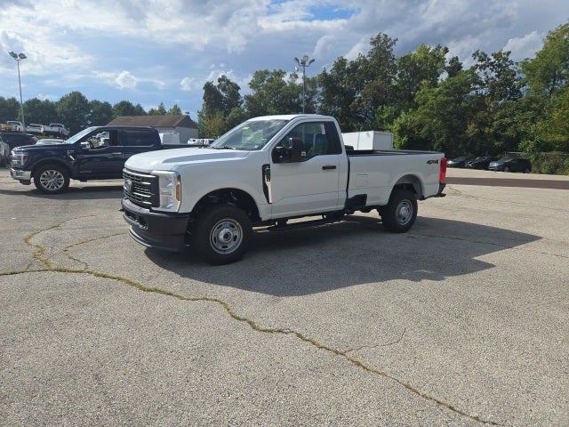 2026 Ford Super Duty F-250 SRW XL 4WD Reg Cab 8' Box