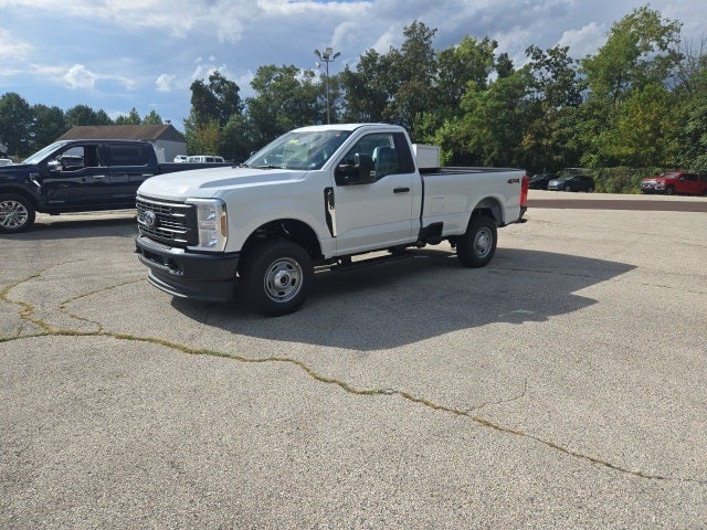 2026 Ford Super Duty F-250 SRW XL 4WD Reg Cab 8' Box