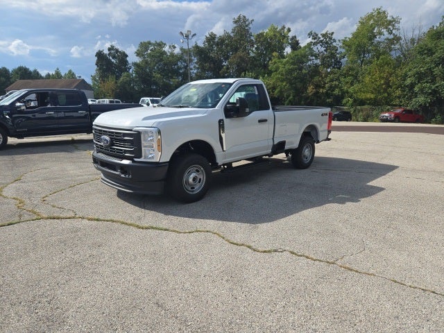 2026 Ford Super Duty F-250 SRW XL 4WD Reg Cab 8' Box