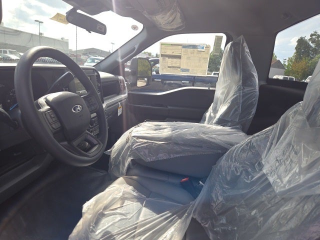 2026 Ford Super Duty F-250 SRW XL 4WD Reg Cab 8' Box