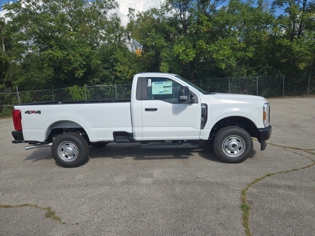 2026 Ford Super Duty F-250 SRW XL 4WD Reg Cab 8' Box