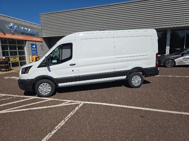 2026 Ford Transit Cargo Van T-250 148 Med Rf 9150 GVWR RWD
