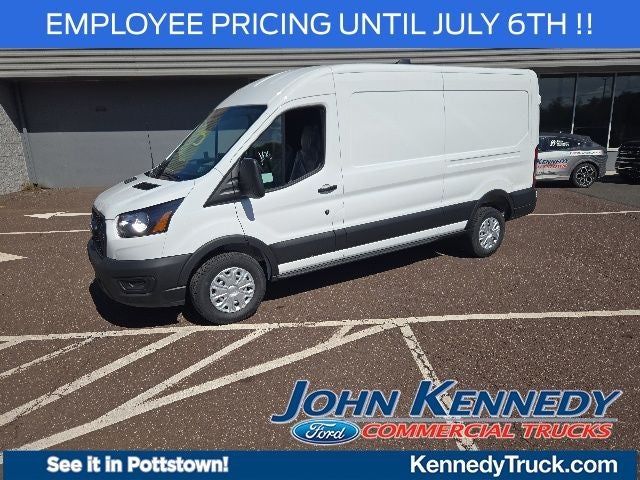 2026 Ford Transit Cargo Van T-250 148 Med Rf 9150 GVWR RWD