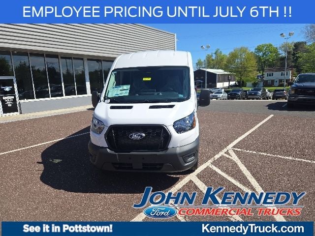 2026 Ford Transit Cargo Van T-250 148 Med Rf 9150 GVWR RWD