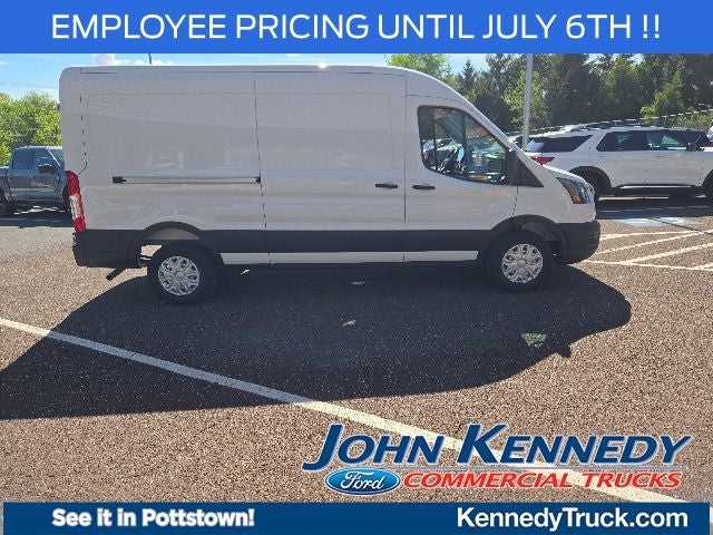 2026 Ford Transit Cargo Van T-250 148 Med Rf 9150 GVWR RWD