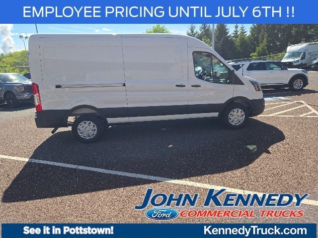 2026 Ford Transit Cargo Van T-250 148 Med Rf 9150 GVWR RWD