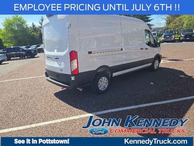 2026 Ford Transit Cargo Van T-250 148 Med Rf 9150 GVWR RWD