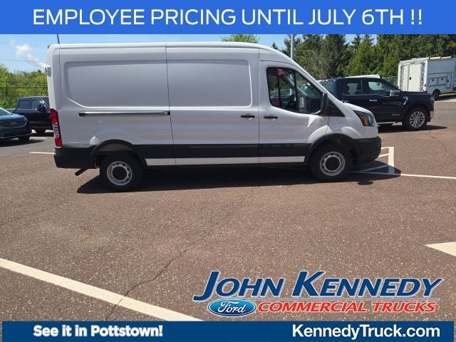 2026 Ford Transit Cargo Van T-250 148 Med Rf 9150 GVWR RWD