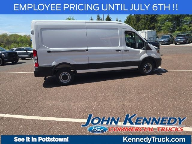 2026 Ford Transit Cargo Van T-250 148 Med Rf 9150 GVWR RWD