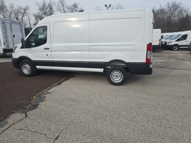 2026 Ford Transit Cargo Van T-250 148 Med Rf 9150 GVWR RWD