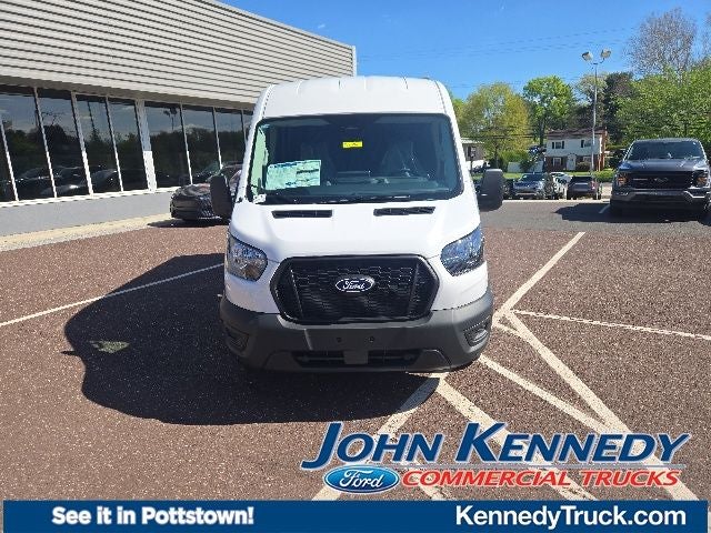 2026 Ford Transit Cargo Van T-250 148 Med Rf 9150 GVWR RWD
