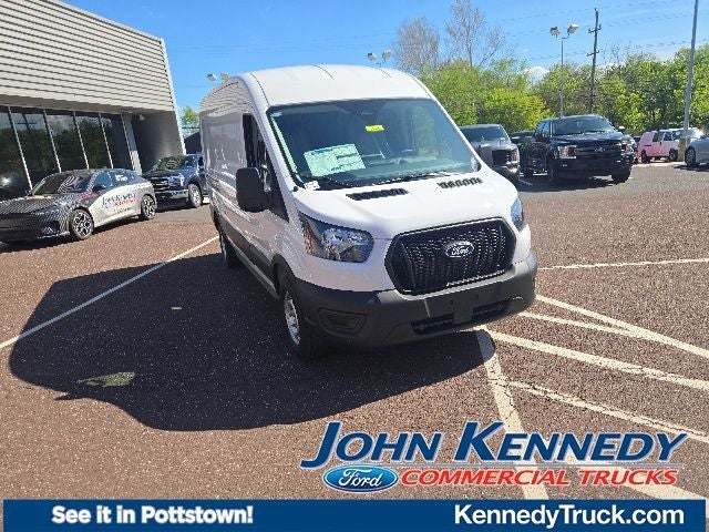 2026 Ford Transit Cargo Van T-250 148 Med Rf 9150 GVWR RWD