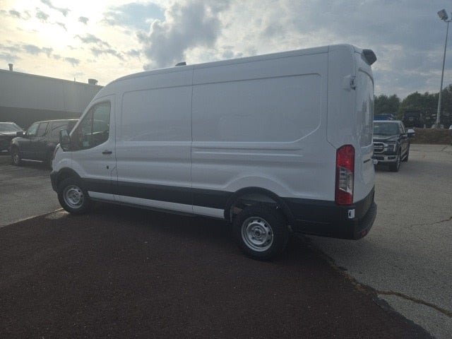 2026 Ford Transit Cargo Van T-250 148 Med Rf 9150 GVWR RWD