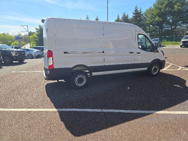 2026 Ford Transit Cargo Van T-250 148 Med Rf 9150 GVWR RWD