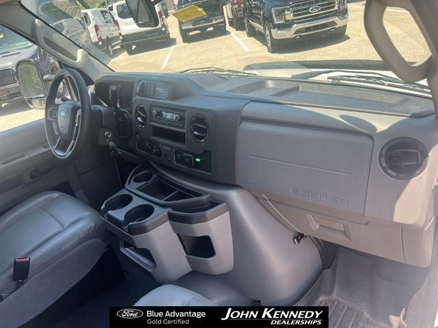 2025 Ford E-350SD Base Cutaway