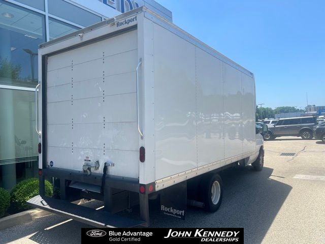 2025 Ford E-350SD Base Cutaway