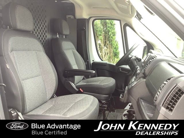 2025 RAM ProMaster 2500 Base