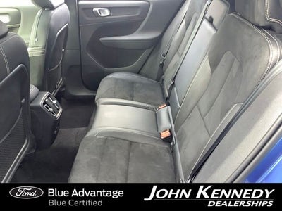 2021 Volvo XC40 Recharge Pure Electric P8