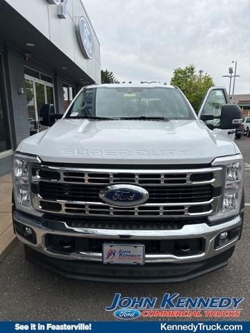 2026 Ford F-550SD XL Chassis Commercial