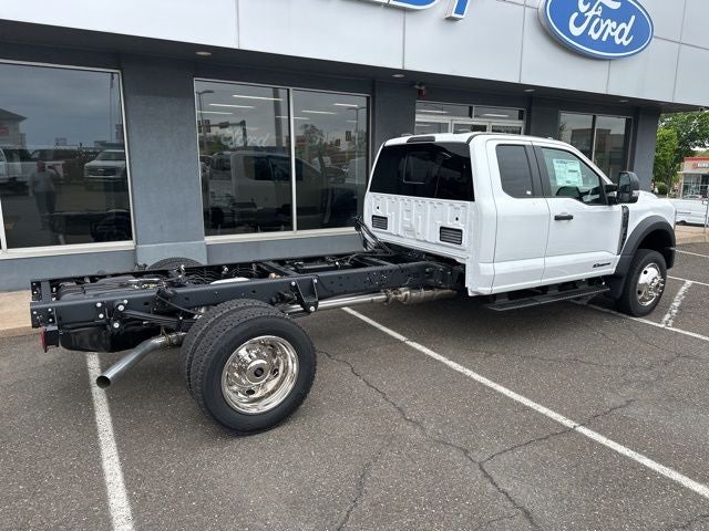 2026 Ford F-550SD XL Chassia Commercial