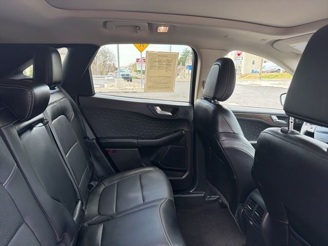 2020 Ford Escape Hybrid Titanium