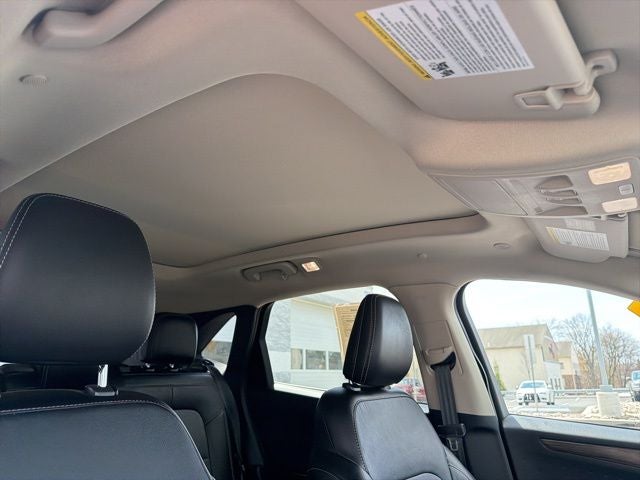 2020 Ford Escape Hybrid Titanium