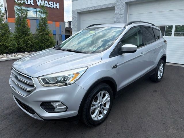 Used 2017 Ford Escape SE with VIN 1FMCU9G9XHUD56076 for sale in Feasterville-Trevose, PA