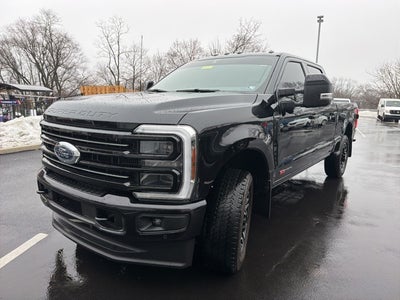 2025 Ford F-350SD Platinum