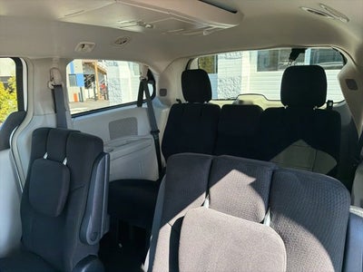 2011 Chrysler Town & Country Touring