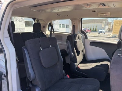 2011 Chrysler Town & Country Touring