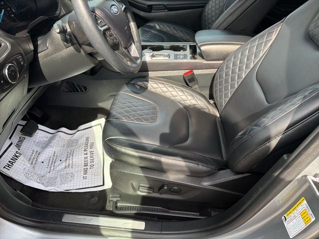 2024 Ford Edge Titanium