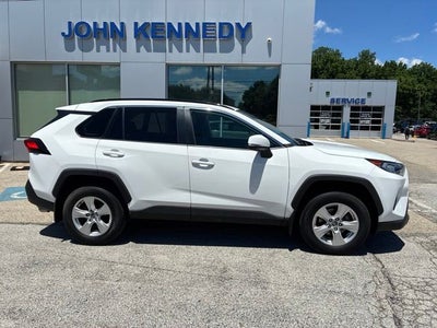 2020 Toyota RAV4 XLE