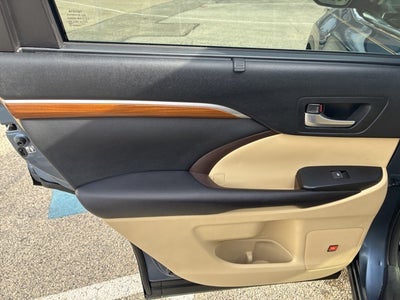 2017 Toyota Highlander Limited