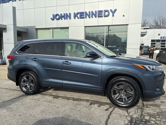 2017 Toyota Highlander Limited