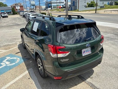 2024 Subaru Forester Premium