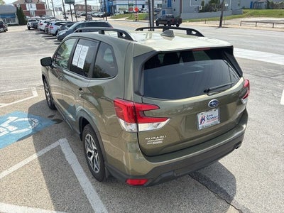 2023 Subaru Forester Premium