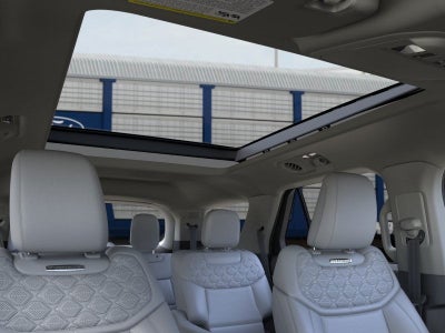 2026 Ford Explorer 4DR 4WD PLTNM