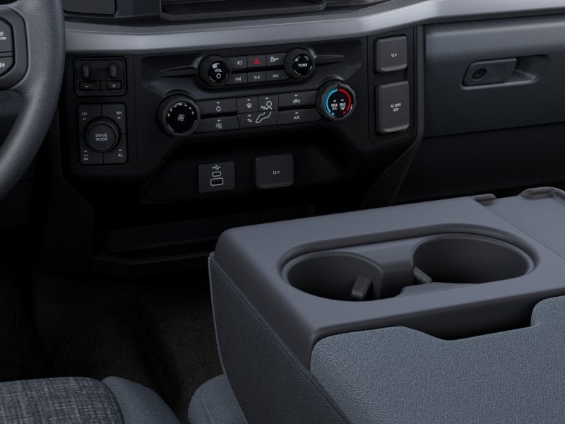 2027 Ford Super Duty F-350® XLT