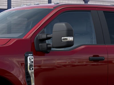 2027 Ford Super Duty F-350® XLT