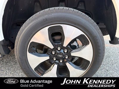 2022 Ford F-150 Lightning Platinum