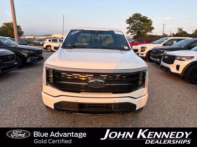 2022 Ford F-150 Lightning Platinum