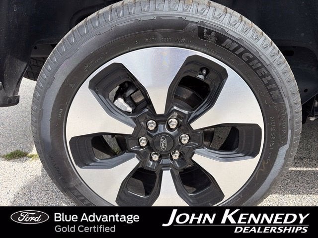 2025 Ford F-150 Lightning Platinum