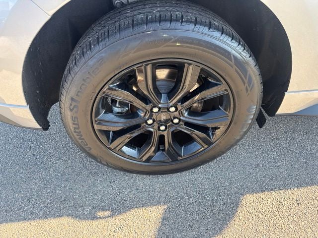 2022 Ford Edge SE