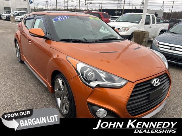 2013 Hyundai Veloster Turbo w/Black