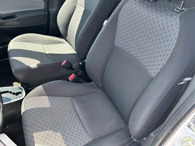 2017 Toyota Yaris L