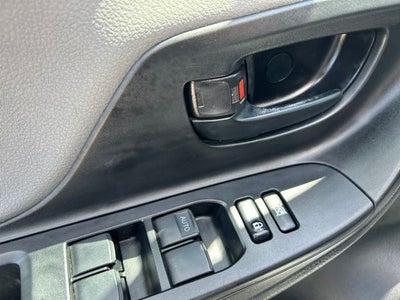 2017 Toyota Yaris L