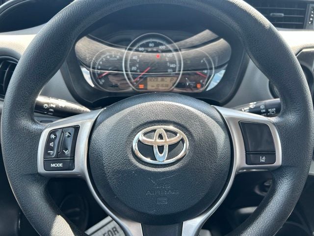2017 Toyota Yaris L